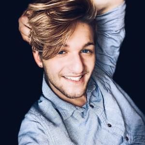 Meet your Posher, Brennan